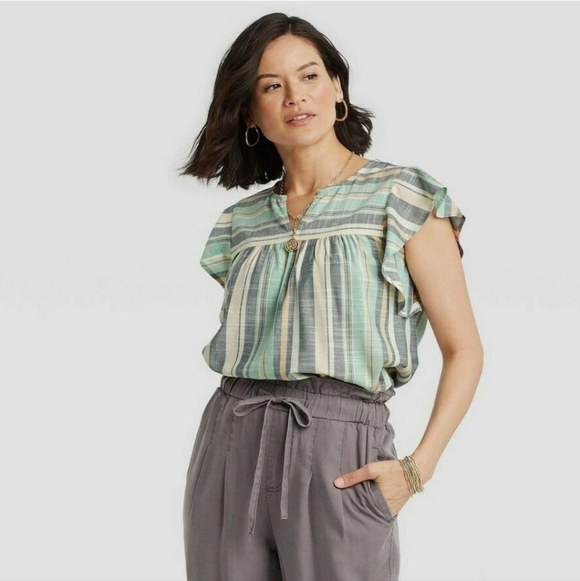 Knox Rose Sea Glass Flutter Sleeve Top - Picture 2 of 8